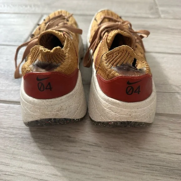 Nike Woven Tan and Brown Sneakers- Space Hippie - Picture 3 of 6